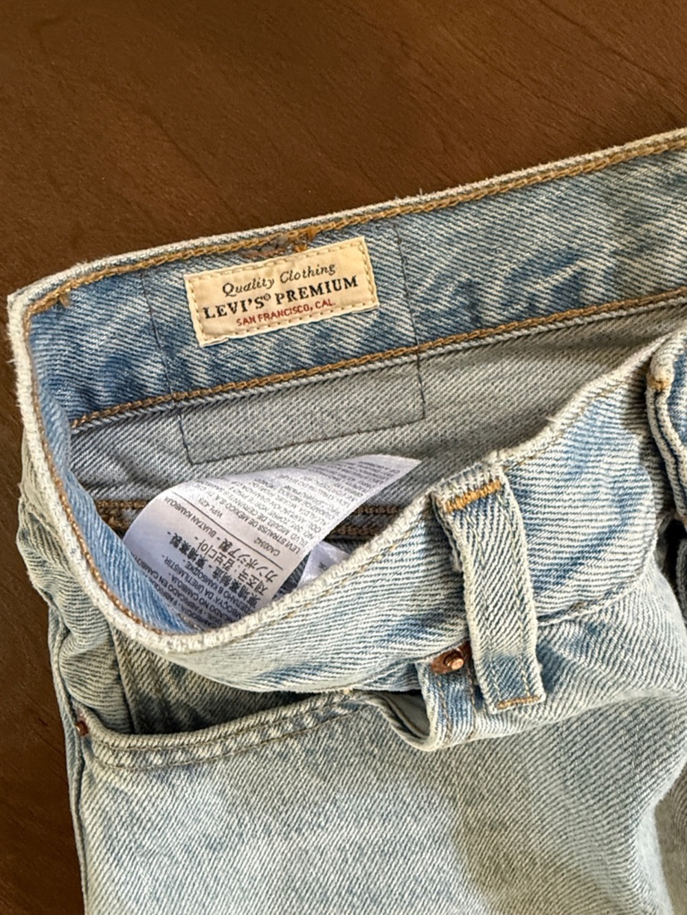 Levi's Light Blue Women's Straight-Leg 501 Jeans - Picture 2 of 4